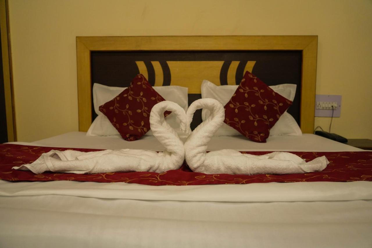 مايالي Hotel Grass Land المظهر الخارجي الصورة